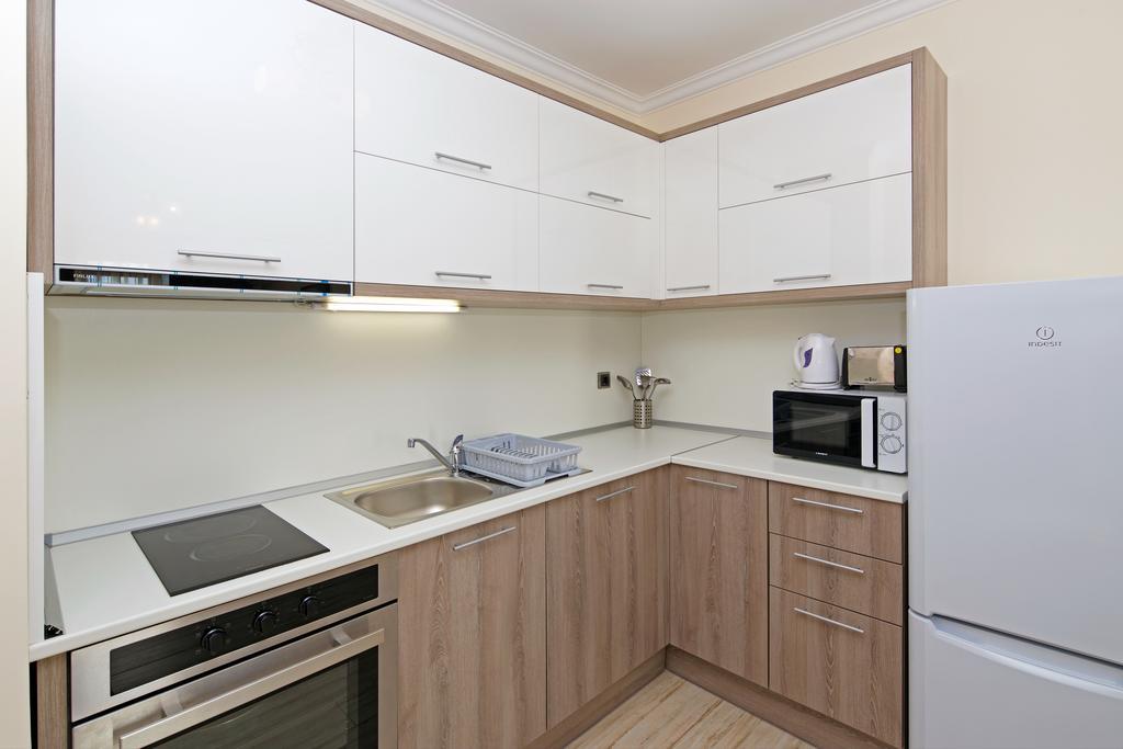 Mars Apartments In Tryavna Beach Complex Свети-Влас Номер фото